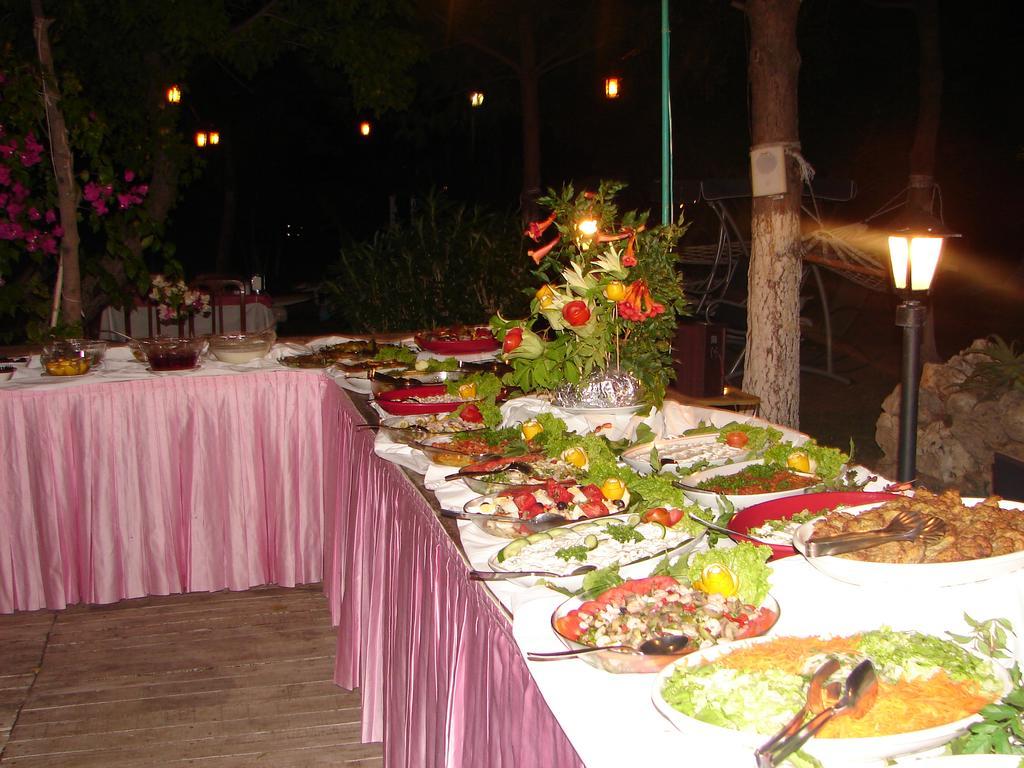 Asur Hotel & Aparts & Villas ดาลยัน ภายนอก รูปภาพ