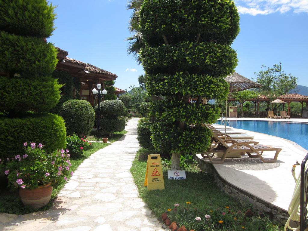 Asur Hotel & Aparts & Villas ดาลยัน ภายนอก รูปภาพ