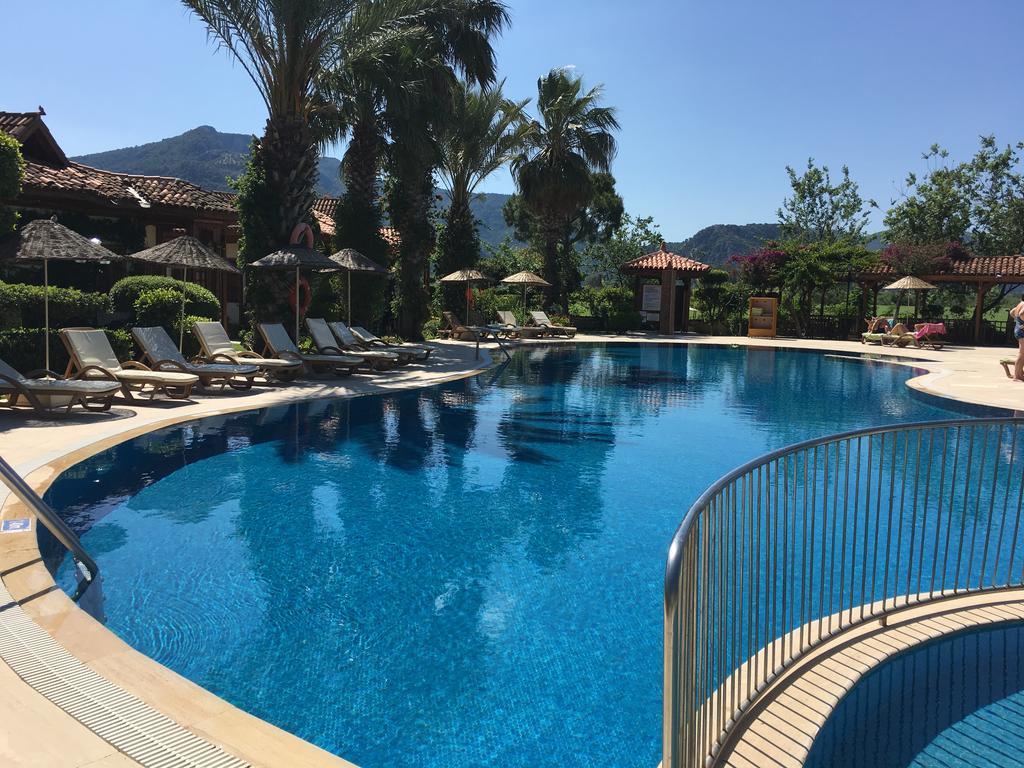 Asur Hotel & Aparts & Villas ดาลยัน ภายนอก รูปภาพ
