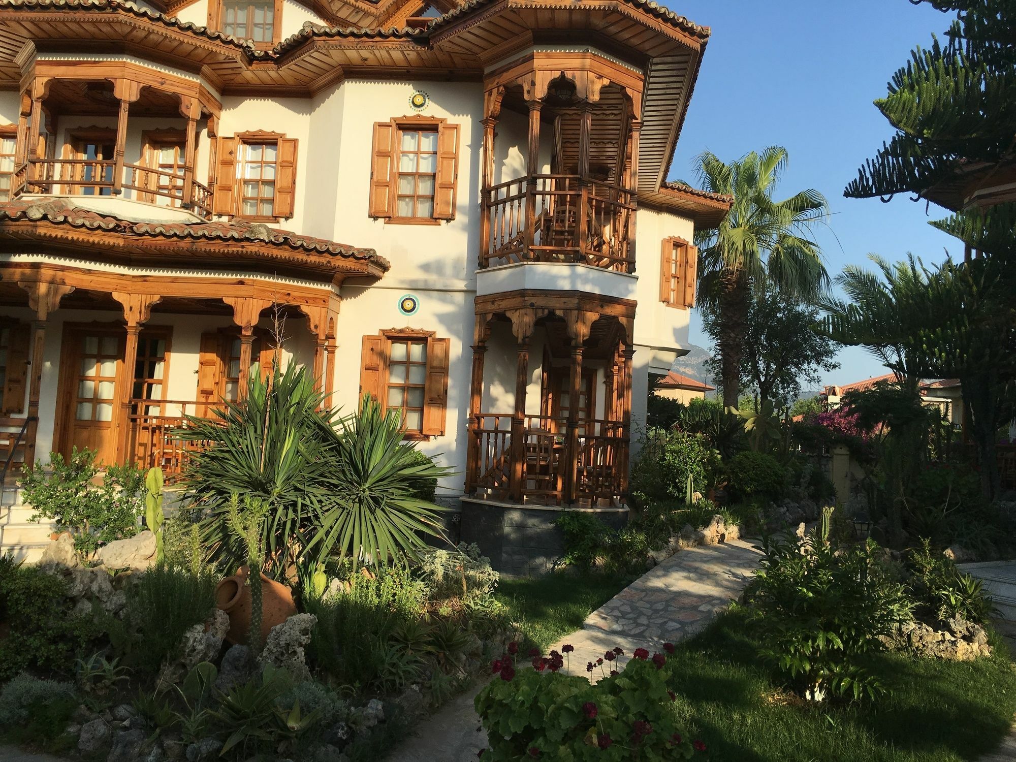 Asur Hotel & Aparts & Villas ดาลยัน ภายนอก รูปภาพ